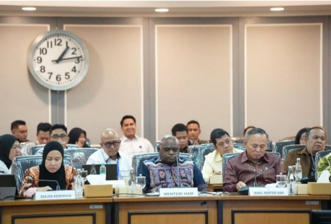 Menteri Hak Asasi Manusia (HAM) Natalius Pigai mengapresiasi persetujuan Komisi XIII DPR RI terhadap usulan anggaran Kementerian HAM RI sebesar Rp953,1 miliar untuk Tahun Anggaran 2027.