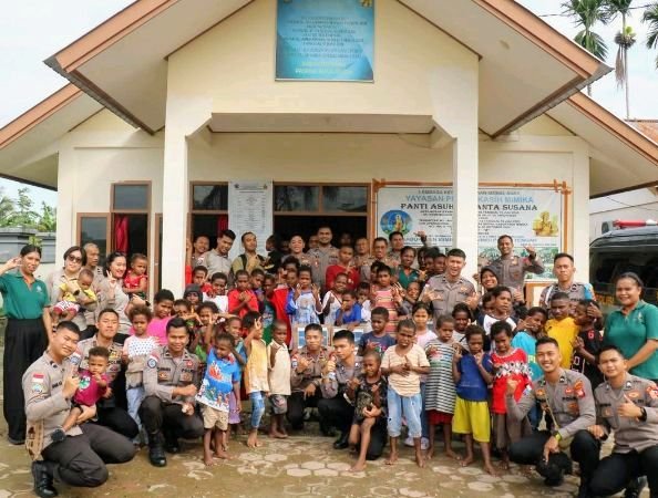 Foto: Semangat kembali ditunjukkan Satgas Operasi Damai Cartenz-2026 dengan menggelar kegiatan bakti sosial di Panti Asuhan Santa Susana, SP2, Distrik Mimika Baru, Kabupaten Mimika, Senin (29/6/2026). (Dok-Istimewa)