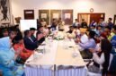 Pemerintah mempercepat pembangunan hunian tetap (huntap) bagi masyarakat terdampak bencana di Aceh, Sumatra Utara, dan Sumatra Barat. Langkah itu dibahas dalam Rapat Tingkat Menteri yang digelar Kementerian Koordinator Bidang Pembangunan Manusia dan Kebudayaan (Kemenko PMK) di Jakarta, Jumat (3/7).