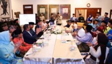 Pemerintah mempercepat pembangunan hunian tetap (huntap) bagi masyarakat terdampak bencana di Aceh, Sumatra Utara, dan Sumatra Barat. Langkah itu dibahas dalam Rapat Tingkat Menteri yang digelar Kementerian Koordinator Bidang Pembangunan Manusia dan Kebudayaan (Kemenko PMK) di Jakarta, Jumat (3/7).