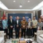 Menteri Perdagangan Budi Santoso atau Mendag Busan mendorong pelaku industri padat karya berorientasi ekspor untuk memanfaatkan berbagai perjanjian dagang yang dimiliki Indonesia guna memperluas akses pasar internasional.