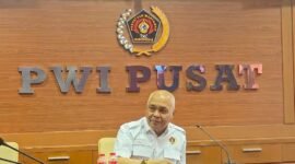 Persatuan Wartawan Indonesia (PWI) Pusat menyampaikan keprihatinan dan penyesalan atas pernyataan Advokat Hotman Paris Hutapea kepada wartawan saat memberikan keterangan kepada media di lingkungan Kejaksaan Agung.