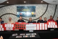 Kantor Imigrasi Kelas I Non TPI Tangerang membongkar dugaan penyalahgunaan izin tinggal investor oleh 10 warga negara asing (WNA) yang menggunakan dokumen dan data fiktif untuk memperoleh Izin Tinggal Terbatas (ITAS) Investor di Indonesia.