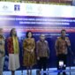 Kementerian Hukum (Kemenkum) meluncurkan pelatihan terpadu bagi aparatur penegak hukum (APH), petugas penanganan perkara, pemberi bantuan hukum, hingga paralegal untuk memperkuat implementasi Kitab Undang-Undang Hukum Pidana (KUHP) dan Kitab Undang-Undang Hukum Acara Pidana (KUHAP) yang baru, khususnya dalam penanganan perkara yang melibatkan kelompok rentan.