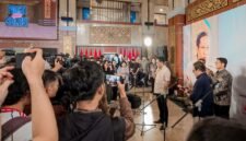 Pemerintah resmi memberlakukan Peraturan Pemerintah (PP) Nomor 30 Tahun 2026 tentang Jenis dan Tarif atas Jenis Penerimaan Negara Bukan Pajak (PNBP) yang berlaku di lingkungan Kementerian Hukum. Aturan yang ditandatangani Presiden Prabowo Subianto pada 2 Juli 2026 itu memuat penyesuaian tarif sejumlah layanan, mulai dari kekayaan intelektual hingga administrasi kewarganegaraan.
