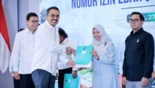 Kementerian Usaha Mikro, Kecil, dan Menengah (UMKM) bersama Badan Pengawas Obat dan Makanan (BPOM) meluncurkan program SAPA SEMESTA UMK Pangan Olahan untuk mempercepat akses perizinan dan sertifikasi bagi pelaku usaha mikro dan kecil (UMK) di sektor pangan olahan.