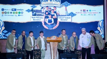 Kementerian Usaha Mikro, Kecil, dan Menengah (UMKM) membukukan potensi transaksi dan komitmen kemitraan senilai Rp6,88 miliar melalui KUMITRA Jambore 2026 di Bandung, Jawa Barat, Kamis (30/7).