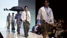Foto: Model memperagakan koleksi busana karya desainer Indonesia saat Indonesia Trend Fashion Week (ITFW) 2026 di Vertu Ballroom, Vertu Harmoni Jakarta, Minggu (5/7/2026).