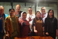 Foto: Dewan Juri Anugerah Jurnalistik M.H. Thamrin PWI Jaya 2026 berfoto bersama usai merampungkan rapat finalisasi penjurian di Play Maker, Kebon Sirih, Jakarta Pusat.