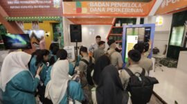 Foto:Sejumlah mahasiswa dan pengunjung memadati stan Badan Pengelola Dana Perkebunan (BPDP) pada ajang Indonesia City Expo (ICE) 2026 di Kota Medan.
