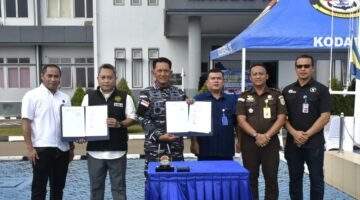 Foto: TNI AL, Kodaeral IV, Batam, liquid vape narkotika, etomidate, penyelundupan narkoba, jalur laut, Laksda TNI Berkat Widjanarko, operasi intelijen, Satgas Cakra-26.K, Pusintelal, Den Intel Kodaeral IV, BNN Kepri, Polda Kepri, Bea Cukai Batam, BPOM Batam, pemusnahan barang bukti, keamanan maritim, pemberantasan narkotika.