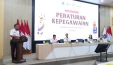 Foto: Wali Kota Jakarta Timur Munjirin membuka kegiatan Peningkatan Pemahaman Peraturan Kepegawaian di Ruang Sri Gunting, Kantor Wali Kota Administrasi Jakarta Timur.