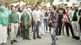 Foto: Duo The Virgin tampil menghibur pengunjung dengan aksi panggung yang energik di ajang Lokarya Fest 2026, Jakarta.