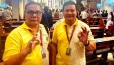 Foto: Brigjen TNI (Purn.) P. Gunung Sarasmoro (kanan) bersama Irjen Pol (Purn.) Herry Dahana berpose usai mengikuti rangkaian Sidang Pleno XII Federation of Asian Bishops' Conferences (FABC) 2026 di Jakarta.