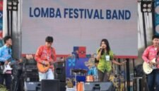 Foto: Grup band pelajar tampil penuh energi di panggung utama Lomba Band Pelajar Festival Cisadane 2026, Kota Tangerang.