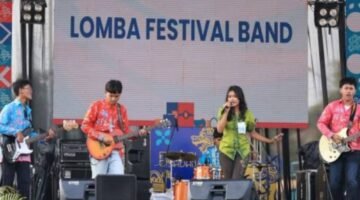 Foto: Grup band pelajar tampil penuh energi di panggung utama Lomba Band Pelajar Festival Cisadane 2026, Kota Tangerang.