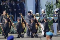Foto: Polda Metro Jaya menorehkan prestasi membanggakan pada peringatan Hari Bhayangkara ke-80 dengan menerima Tanda Kehormatan Nugraha Sakanti dari Presiden Republik Indonesia, Prabowo Subianto. (Dok-Istimewa)