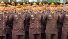 Foto: Tribrata Putra Sambo (tengah depan) anak dari mantan Kadiv Propam Polri Ferdy Sambo saat upacara pelantikan calon perwira remaja TNI-Polri di Istana Merdeka, Jakarta, Rabu (22/7/2026). (Dok-Tangkapan layar YouTube/Sekretariat Presiden)