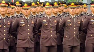 Foto: Tribrata Putra Sambo (tengah depan) anak dari mantan Kadiv Propam Polri Ferdy Sambo saat upacara pelantikan calon perwira remaja TNI-Polri di Istana Merdeka, Jakarta, Rabu (22/7/2026). (Dok-Tangkapan layar YouTube/Sekretariat Presiden)