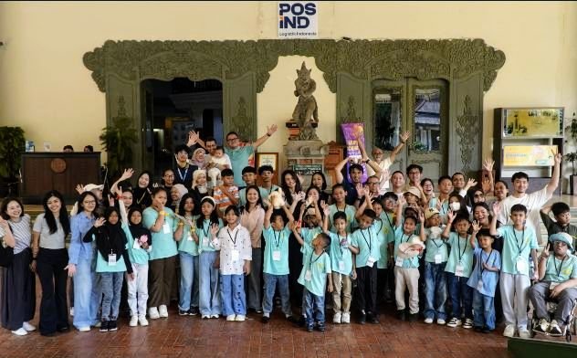 Foto: Puluhan anak pejuang kanker dari keluarga prasejahtera memperoleh kesempatan menikmati hari yang penuh keceriaan melalui program Piknik Edukatif yang diselenggarakan Yayasan Pita Kuning Anak Indonesia di Museum Prangko, Taman Mini Indonesia Indah (TMII), Jakarta, Sabtu (18/7/2026). (Dok-Yayasan Pita Kuning Anak Indonesia)