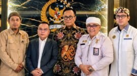 Foto: Pertemuan antara Dewan Adat Nasional Republik Indonesia (DAN-RI) dengan pimpinan Dewan Perwakilan Rakyat (DPR) RI, berlangsung di Kompleks Parlemen, Senayan, Jakarta, pada Senin (20/7/2026). (Dok-Istimewa)