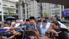 Menteri Koordinator Bidang Infrastruktur dan Pembangunan Kewilayahan Agus Harimurti Yudhoyono (AHY) menyampaikan belasungkawa dan keprihatinan atas insiden kebakaran KM Mutiara Sentosa di perairan utara Madura.