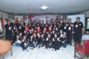 Foto: Peserta Konferensi Daerah (Konferda) dan Konferensi Cabang (Konfercab) I Gerakan Pemuda Marhaenis (GPM) Provinsi DKI Jakarta berfoto bersama usai penutupan kegiatan di Gedung Joeang 45, Menteng, Jakarta Pusat