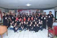 Foto: Peserta Konferensi Daerah (Konferda) dan Konferensi Cabang (Konfercab) I Gerakan Pemuda Marhaenis (GPM) Provinsi DKI Jakarta berfoto bersama usai penutupan kegiatan di Gedung Joeang 45, Menteng, Jakarta Pusat