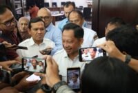 Menteri Dalam Negeri (Mendagri) Muhammad Tito Karnavian memastikan pemerintah menyiapkan tiga langkah untuk mengatasi persoalan sejumlah daerah yang mengalami kesulitan membayar gaji pegawai, termasuk Pegawai Pemerintah dengan Perjanjian Kerja (PPPK). 