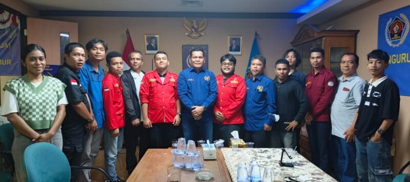 Foto: Kelompok Kerja (Pokja) PWI Wali Kota Jakarta Timur bersama DPC Gerakan Mahasiswa Nasional Indonesia (GMNI) Jakarta Timur menggelar diskusi publik bertajuk 
