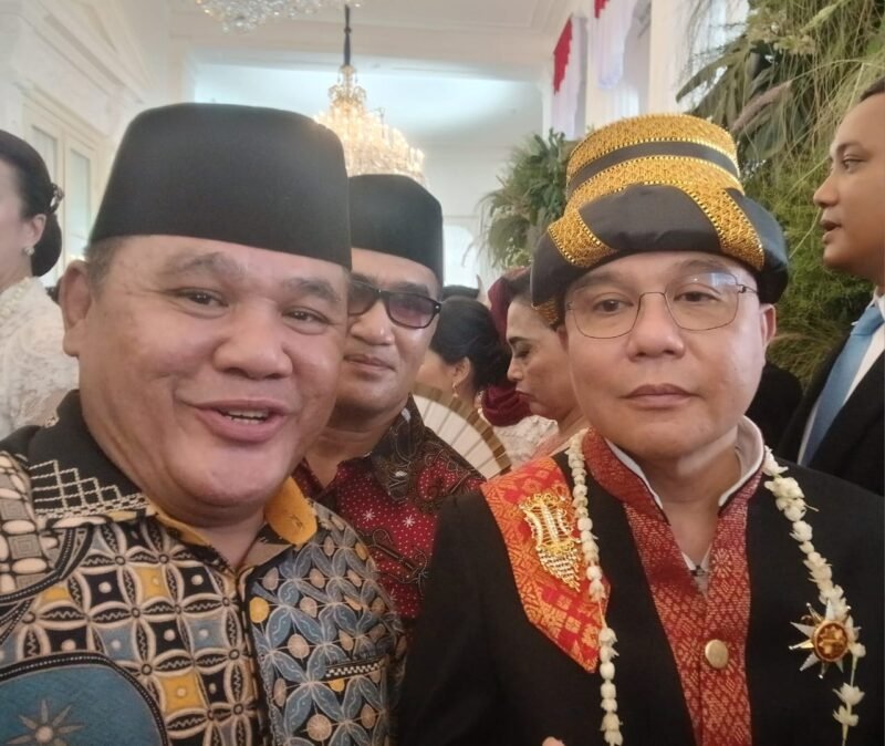 Foto: Bertemu di Istana, Chandra Damopolii Abadikan Momen Bersama Tokoh Nasional