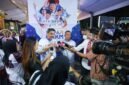 Ratusan ribu masyarakat memadati kawasan Monumen Nasional (Monas), Sarinah hingga Bundaran Hotel Indonesia (HI), Jakarta, untuk menyaksikan Karnaval Malam Merdeka, Rabu (19/8/2026) malam.