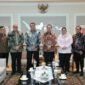 Kementerian Pendayagunaan Aparatur Negara dan Reformasi Birokrasi (PANRB) bersama PERURI memperkuat sinergi untuk mempercepat integrasi layanan publik dan membangun ekosistem digital pemerintah yang berkelanjutan.