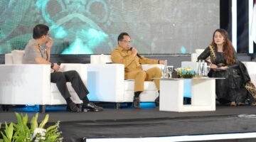 Menteri Dalam Negeri (Mendagri) Muhammad Tito Karnavian meminta peserta Sekolah Staf dan Pimpinan (Sespim) Lembaga Pendidikan dan Pelatihan (Lemdiklat) Polri membiasakan diri mengambil keputusan dan menyusun kebijakan berdasarkan sains dan data.