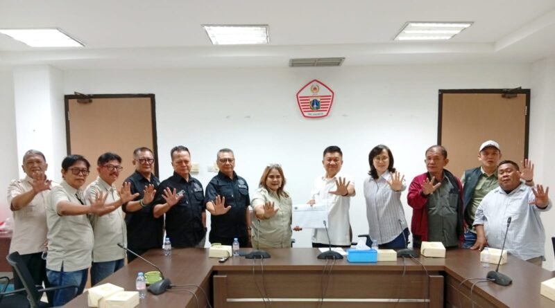 Foto: Pengurus Persatuan Wartawan Indonesia (PWI) Jaya yang dipimpin Ketua PWI Jaya Kesit Budi Handoyo melakukan audiensi dengan jajaran Komite Olahraga Nasional Indonesia (KONI) DKI Jakarta di Jakarta, Rabu (5/8/2026).