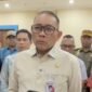 Foto: Arifin, Wali kota Administrasi Jakarta Pusat memberikan keterangan kepada awak media terkait penindakan peredaran obat-obatan yang diduga Tramadol dan sejenisnya di kawasan Tanah Abang, Jakarta Pusat.