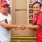 Foto: Berbagi Semangat Kemerdekaan, RW 07 Duri Utara Serahkan Hadiah door prize utama 