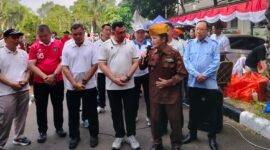 Foto: Seorang anggota Legiun Veteran Republik Indonesia (LVRI) menyampaikan pesan dalam kegiatan PRIMADONA yang digelar di halaman Kantor Wali Kota Jakarta Utara, Jumat (21/8/2026).