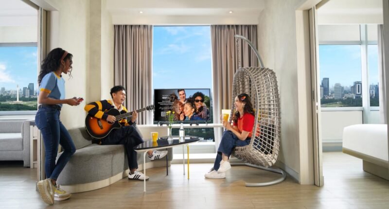 Foto: MENIKMATI STAYCATION DI YELLO HARMONI JAKARTA