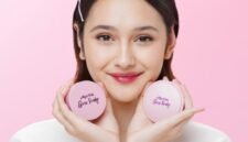 Foto: Marina akan terus mendukung perempuan agar tampil lebih percaya diri dan #SemakinBersinar dalam setiap langkahnya. (Dok-Istimewa)