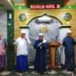 Foto: Jama'ah Musholla Nurul Ihsan saat melantunkan Shalawat Nabi Muhammad SAW di Jalan Kebon Sayur 1, RT 011/RW 003, Kelurahan Bidara Cina, Kecamatan Jatinegara, Jakarta Timur, Sabtu (8/8/2026. (Dok: Istimewa)