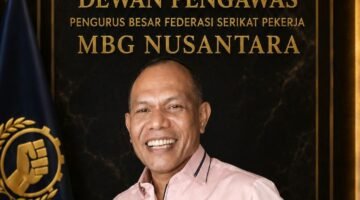 Foto: Simon Benoni Laratmase, Dewan Pengawas Pengurus Besar Federasi Serikat Pekerja MBG Nusantara. (Dok: okj/fn)
