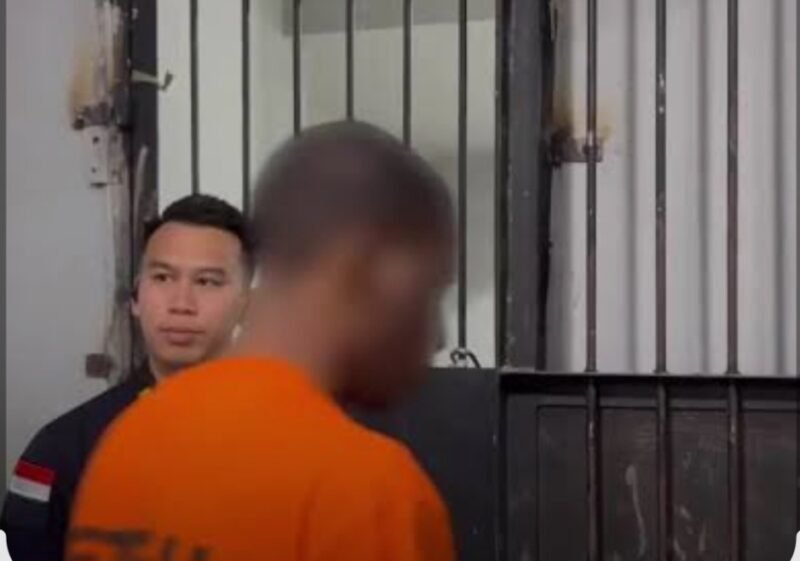 Kantor Imigrasi Bekasi menitipkan seorang warga negara (WN) Nigeria berinisial O.C.O. ke Lembaga Pemasyarakatan (Lapas) Kelas IIA Bekasi pada Rabu (12/8/2026).