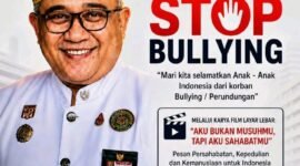 Foto: Flyer Kanjeng Gusti Sultan Sepuh, Pangeran Heru Rusyamsi Arianatareja, S.Psi., S.H., M.H., menggagas seruan nasional agar seluruh elemen bangsa menghentikan praktik perundungan dan bersama-sama menciptakan lingkungan yang aman bagi anak-anak Indonesia. (Dok: Istimewa)