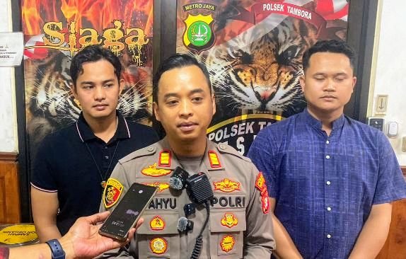 Foto: Polsek Tambora, Jakarta Barat, mengungkap kasus pencurian dua unit sepeda motor yang terjadi di wilayah Tanah Sereal, Kecamatan Tambora. (Dok: Istimewa)
