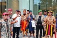 Foto: Ketua Umum FPPI, Kolonel (Purn) Sugeng Waras, bersama jajaran pengurus FPPI dan perwakilan masyarakat Kelompok Tani CAL usai menyampaikan aspirasi di kawasan SCBD, Jakarta Selatan, Senin (24/8/2026). (Dok: okj/fn)