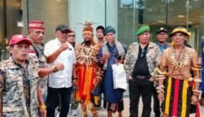 Foto: Ketua Umum FPPI, Kolonel (Purn) Sugeng Waras, bersama jajaran pengurus FPPI dan perwakilan masyarakat Kelompok Tani CAL usai menyampaikan aspirasi di kawasan SCBD, Jakarta Selatan, Senin (24/8/2026). (Dok: okj/fn)
