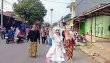 Foto: Mustika Derayu sebagai mayoret dan juga pemilik lagu “Cinta Fatamorgana” dan “Aku, Bukan Dia”. (Dok: Istimewa)