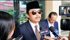 Foto: Ketua Dewan Pembina Persatuan Pengurus Musholla Indonesia (PPMI), Prof. Dr. KH. Tubagus Baharudin, S.E., M.M. (Dok: Istimewa)
