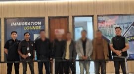 Kantor Imigrasi Kelas II TPI Atambua mendeportasi lima warga negara (WN) Republik Rakyat Tiongkok (RRT) melalui Bandara Internasional Soekarno-Hatta, Selasa (2/9).
